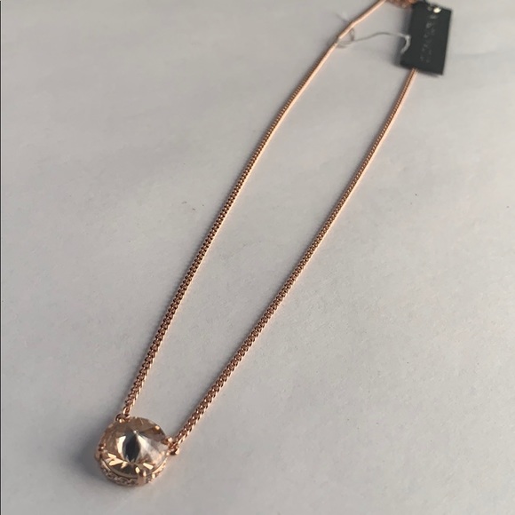 VINCE CAMUTO ROSE GOLD NECKLACE!! - Picture 2 of 6